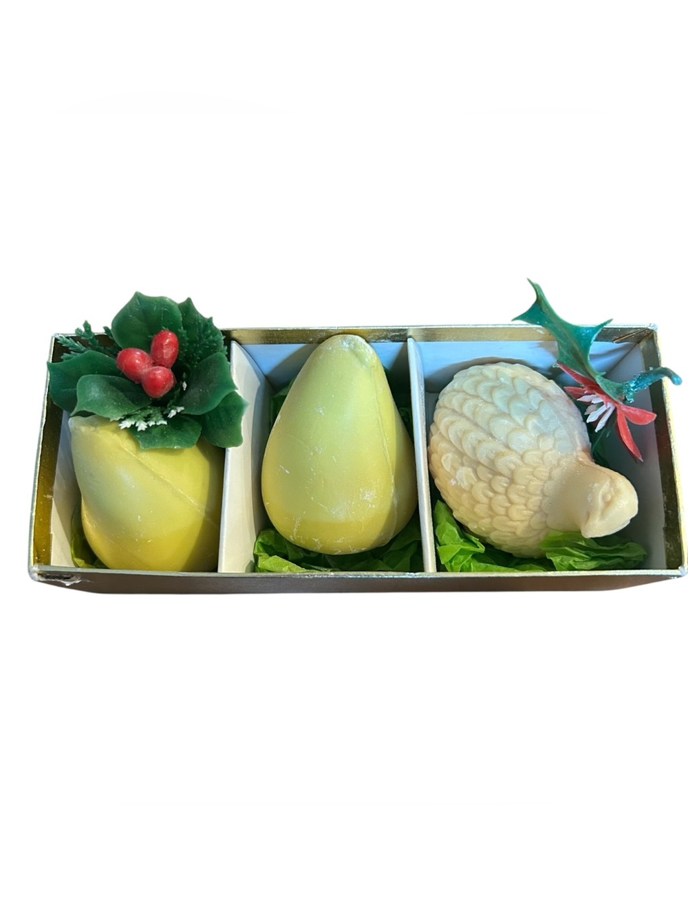 Vintage Avon Partridge & Pear Gift Soaps Set Christmas Holiday Decor Boxed